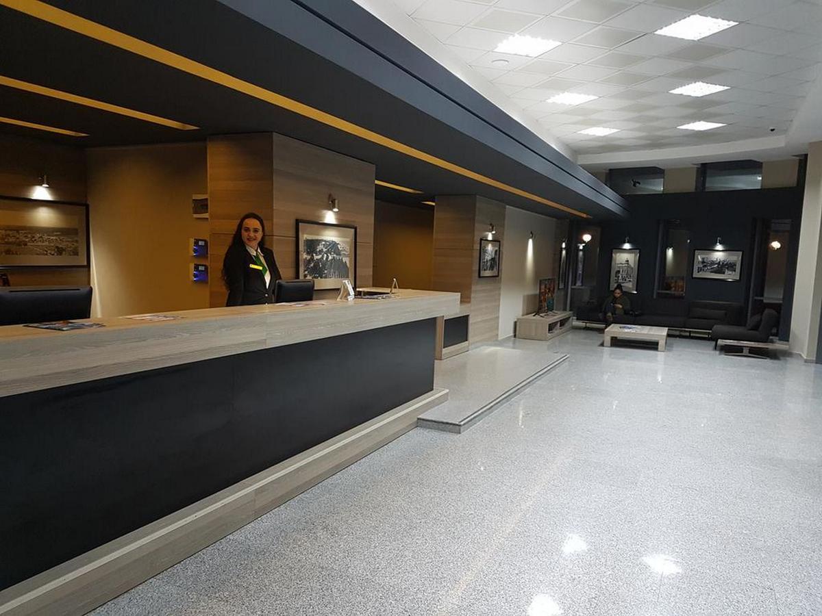 Aparthotel Selfie Batumi Esterno foto