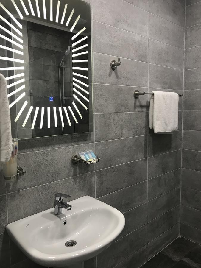 Aparthotel Selfie Batumi Esterno foto
